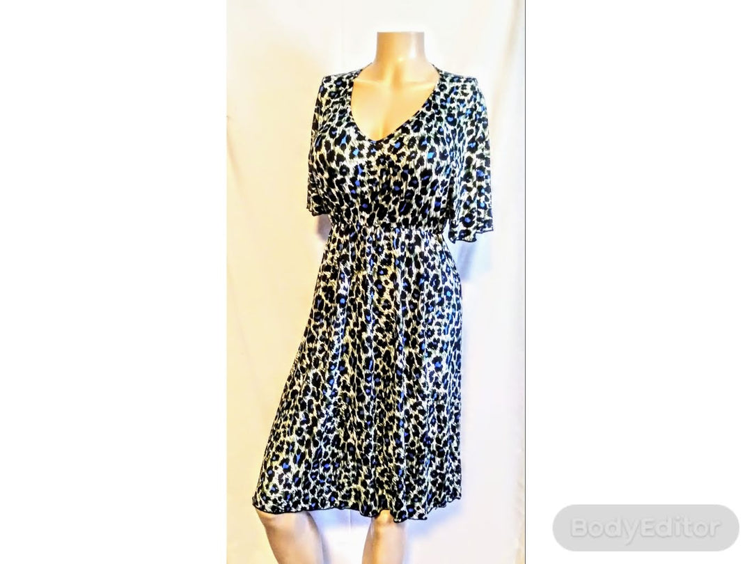 Summer is almost over - The Fix the linkhttps://thefixclothingstore.com/products/best-seller-casa-lee-leopard-print-dress?utm_source=copyToPasteBoard&utm_medium=product-links&utm_content=web  Clothing